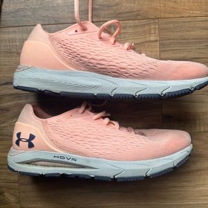 Under Amour HOVA sneakers